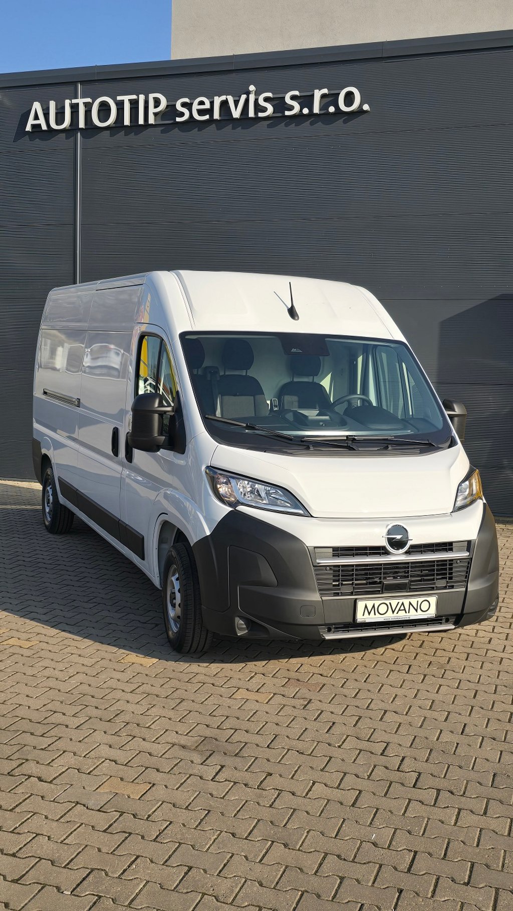 Opel Movano