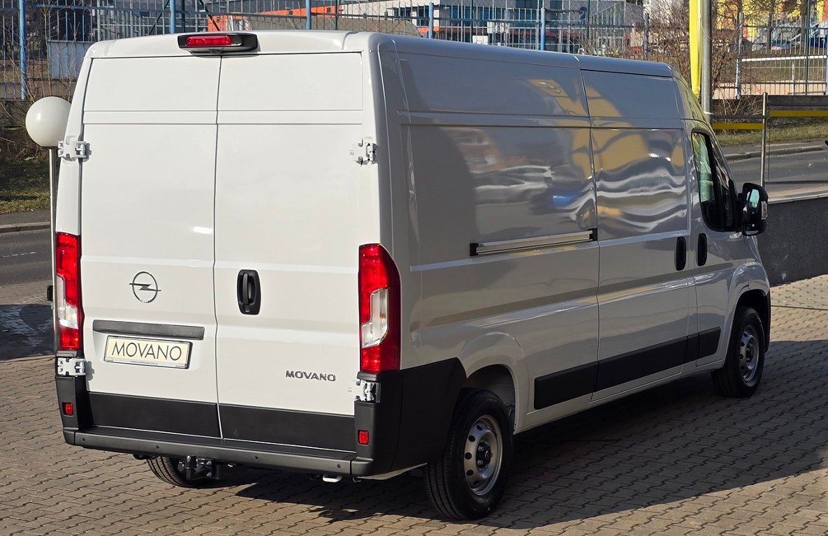 Opel Movano